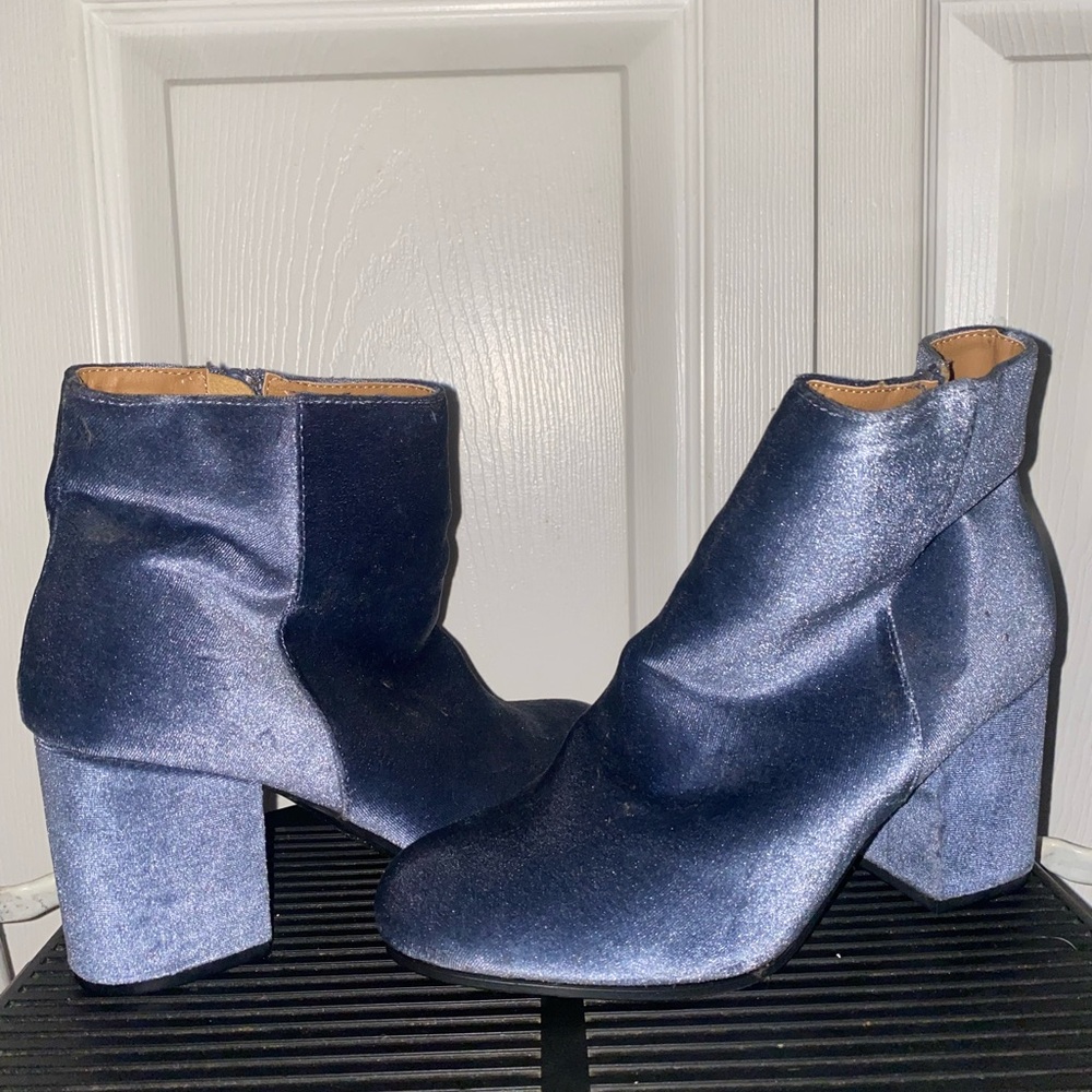 Qupid light blue velvet ankle boots. Size 8.5